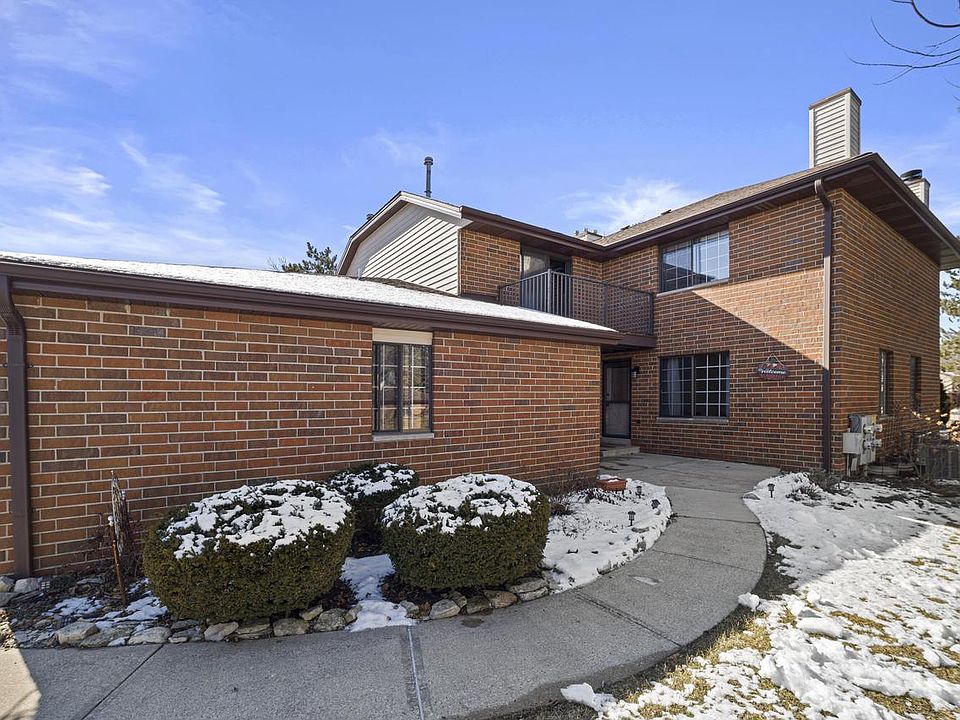 1st image of 8113 South Forest Hills CIRCLE