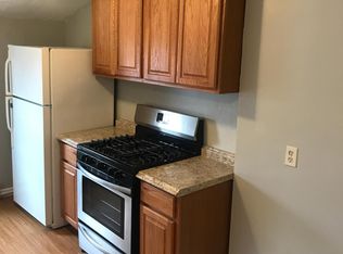 9 Linwood St Floor 3, Holbrook, MA 02343