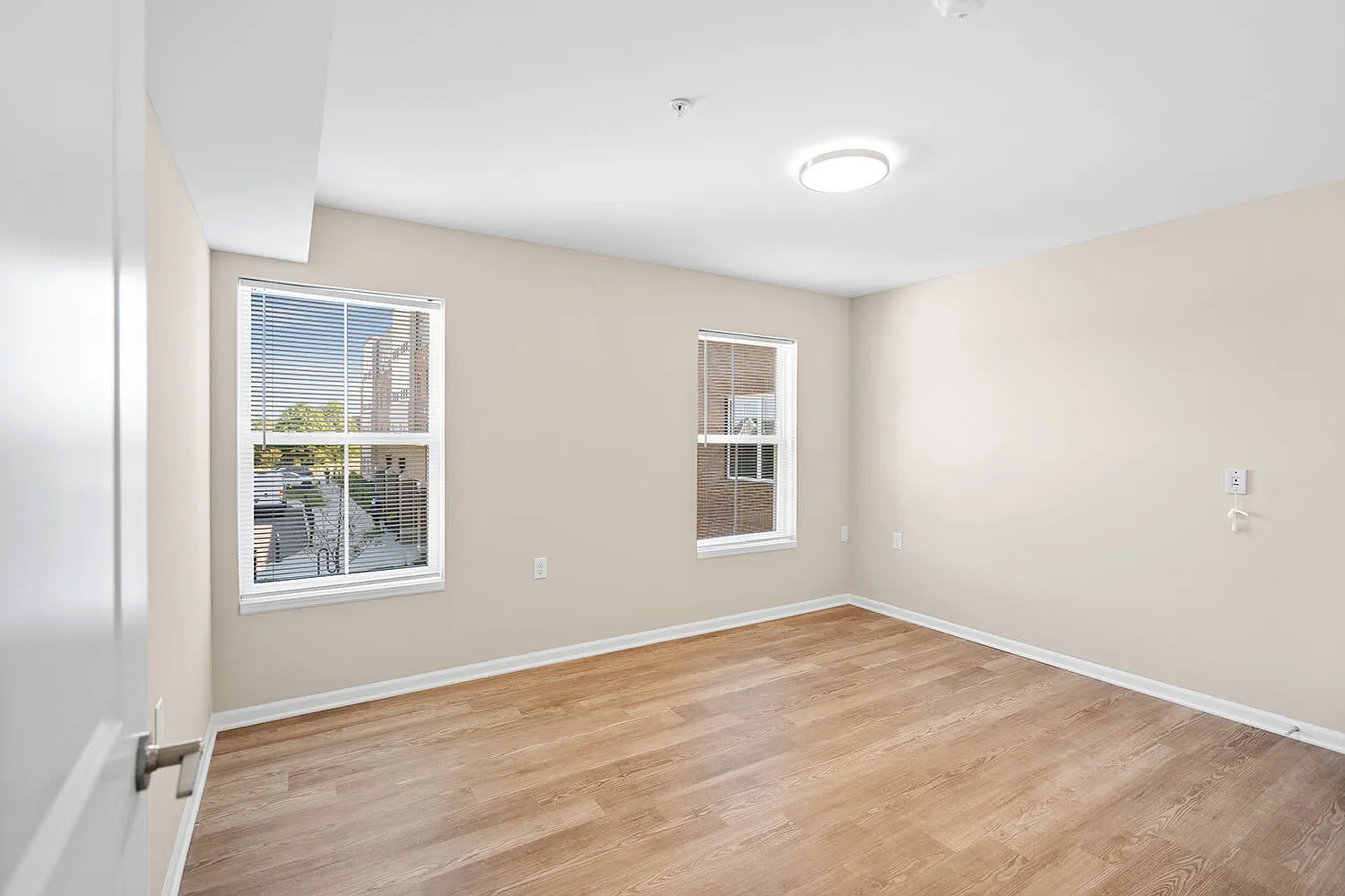 Sparrow Ridge — Photo 3
