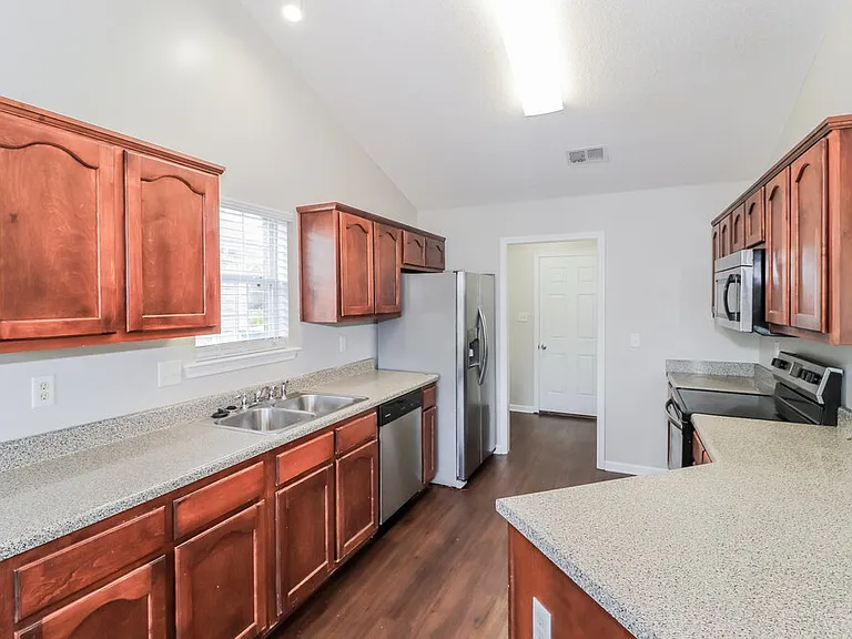 10316 Cottage Oaks Dr — Photo 10