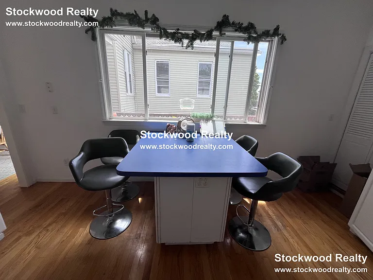 11 Gates St #2 — Photo 16