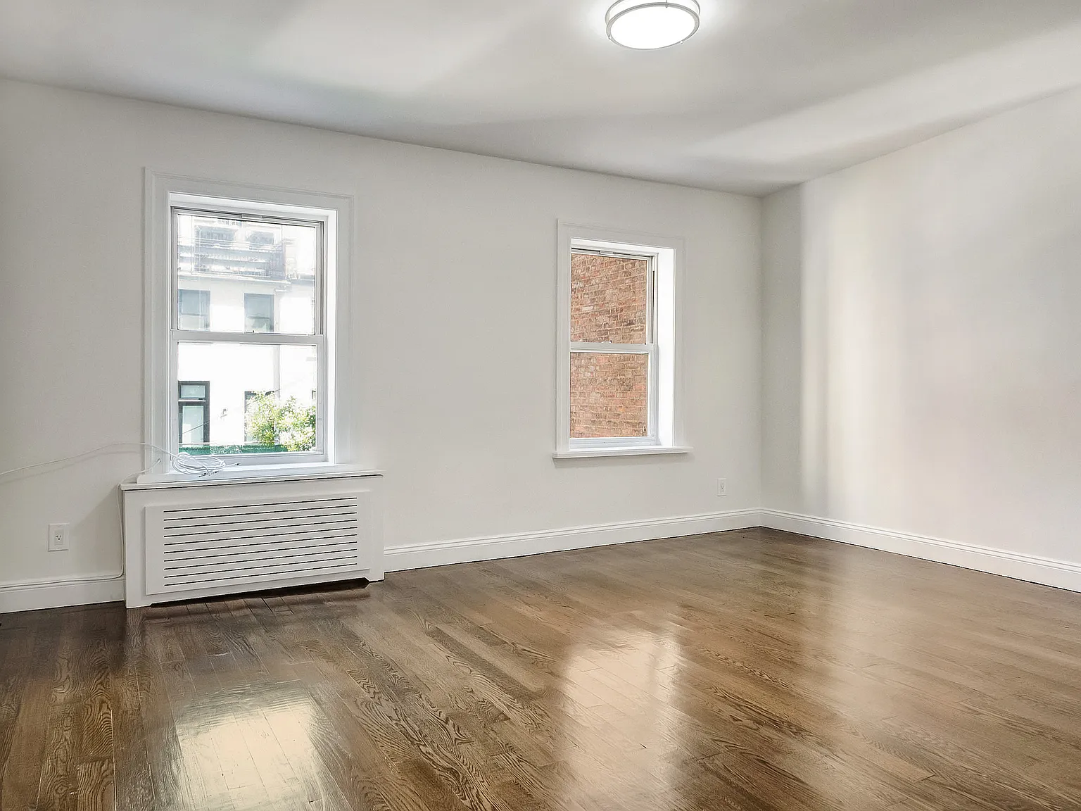 39 East 65th Street — Photo 2