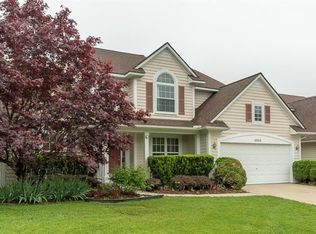 4986 S Ridgeside Cir, Ann Arbor, MI 48105