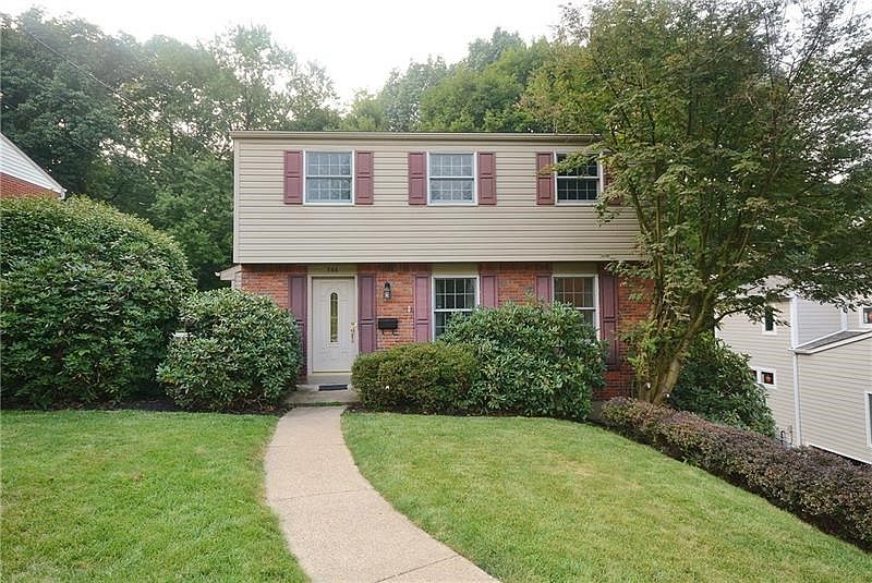 1st image of 966 Vista Glen Dr