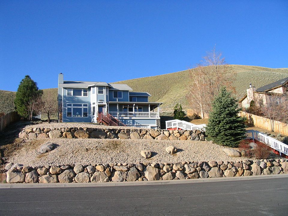 1068 Crain St., Carson City 