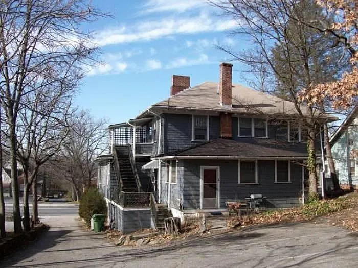 Building Photo - 181 Merrimon Ave #5