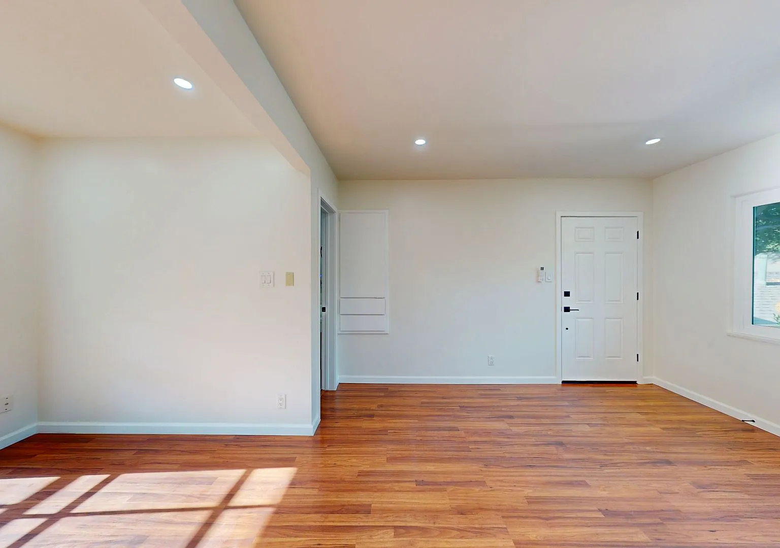 582Oak — Photo 4