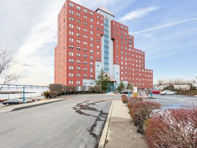 750 Davol St Unit 214, Fall River, MA, 02720