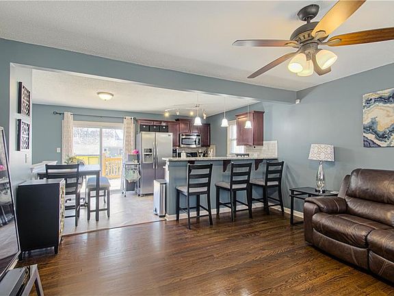 5th image of 1504 S Skyline Dr