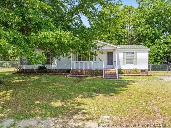 5212 Style Dr, Parkton, NC 28371