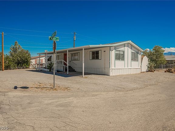 5th image of 320 Kite St