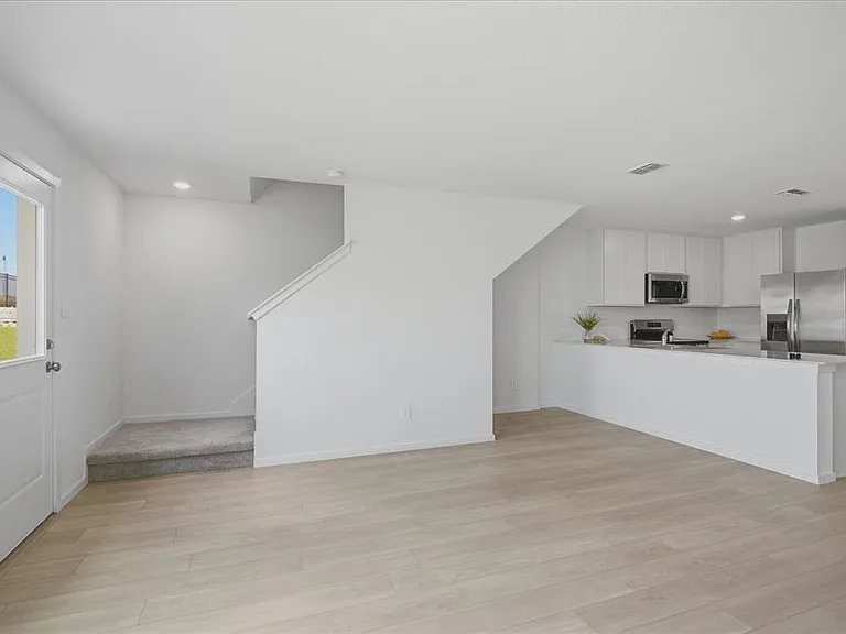 862 Lynx St — Photo 12