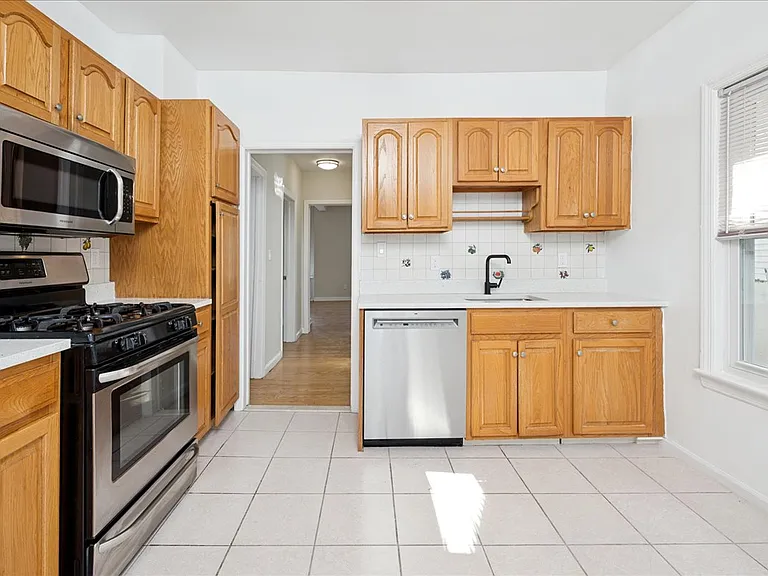 42 Glen Rd #2 — Photo 8