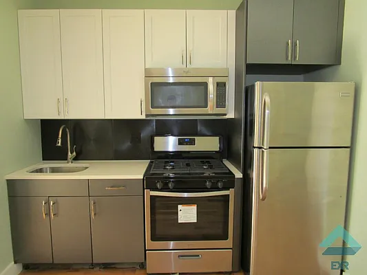 Rented by EXR | media 61