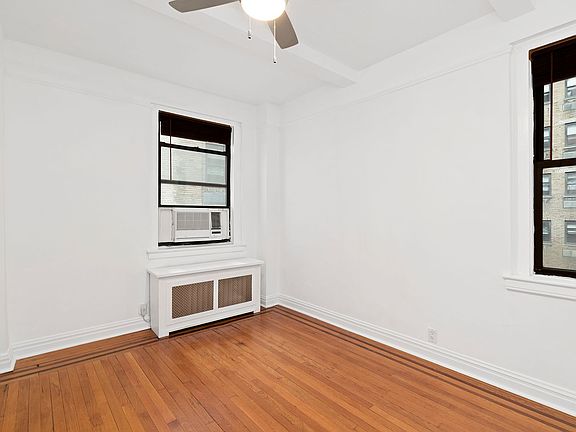 3rd image of 142 E 49th St APT 7E