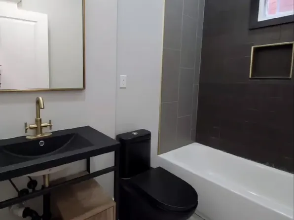 189 Boyd Avenue image 12 of 13