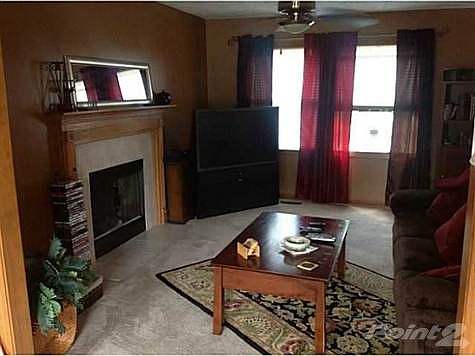 3rd image of 3105 Rosehill Dr