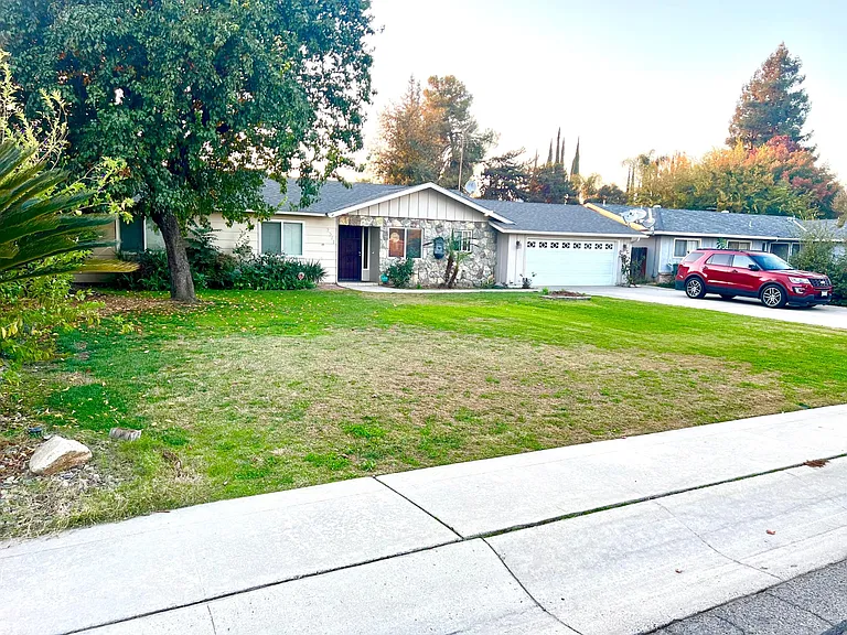 2311 S Dollner St — Photo 14