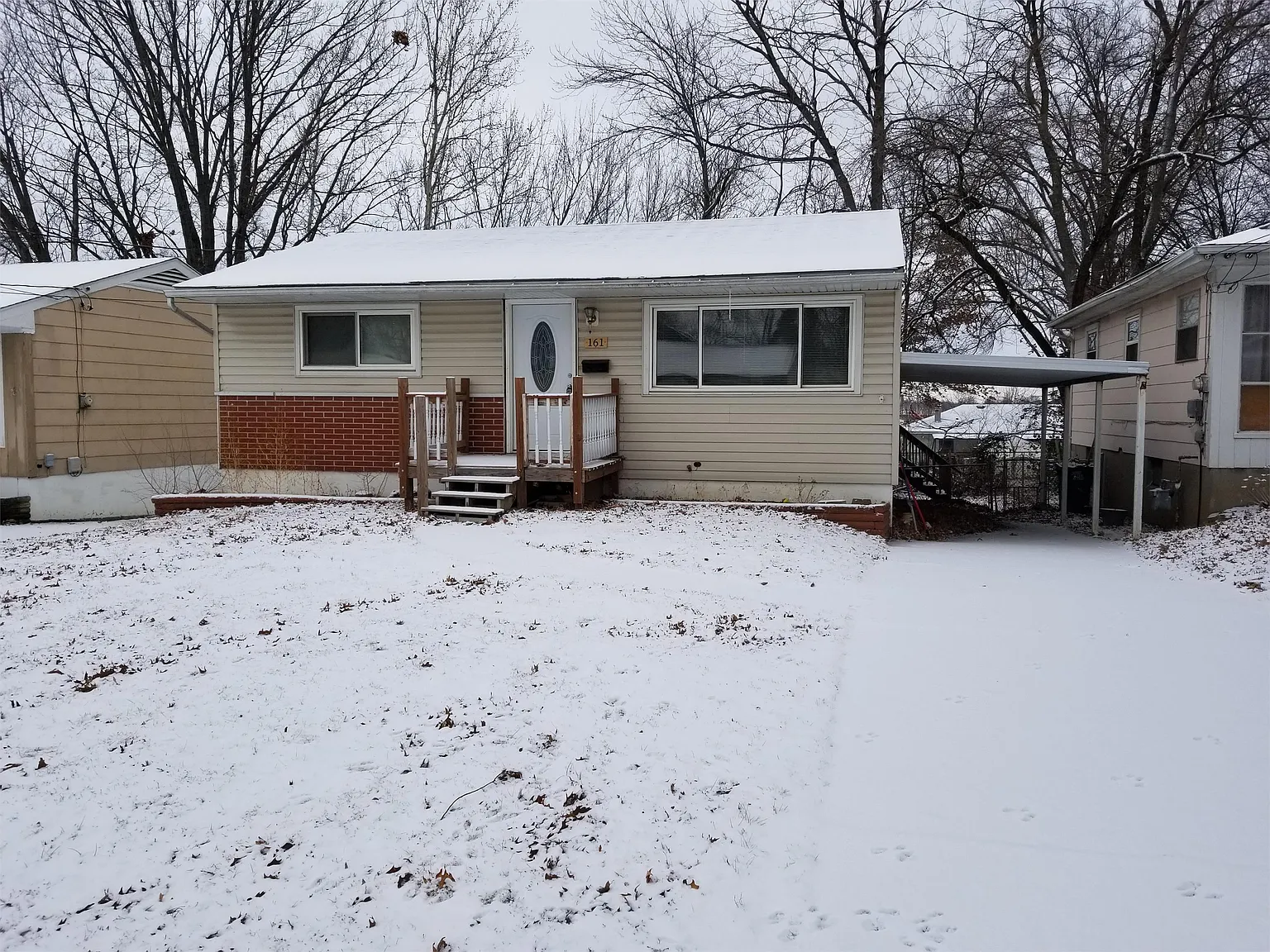 161 Floralea Pl photo 1