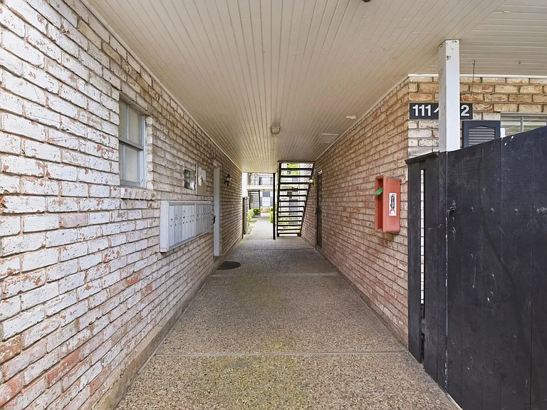 7900 Westheimer Rd #147 — Photo 35