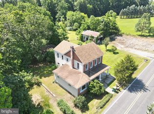 722 Mohns Hill Rd, Sinking Spring, PA 19608