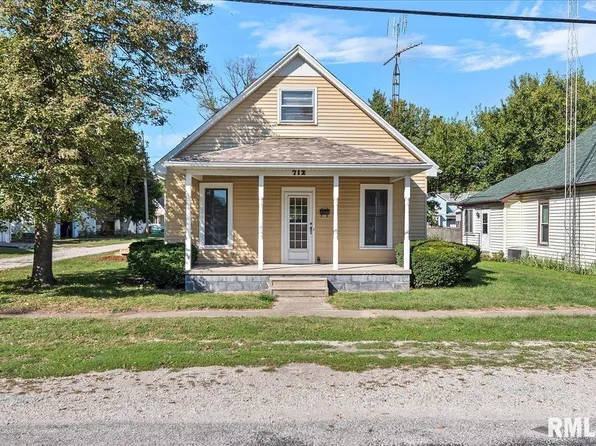 712 W Monroe St, Auburn, IL 62615