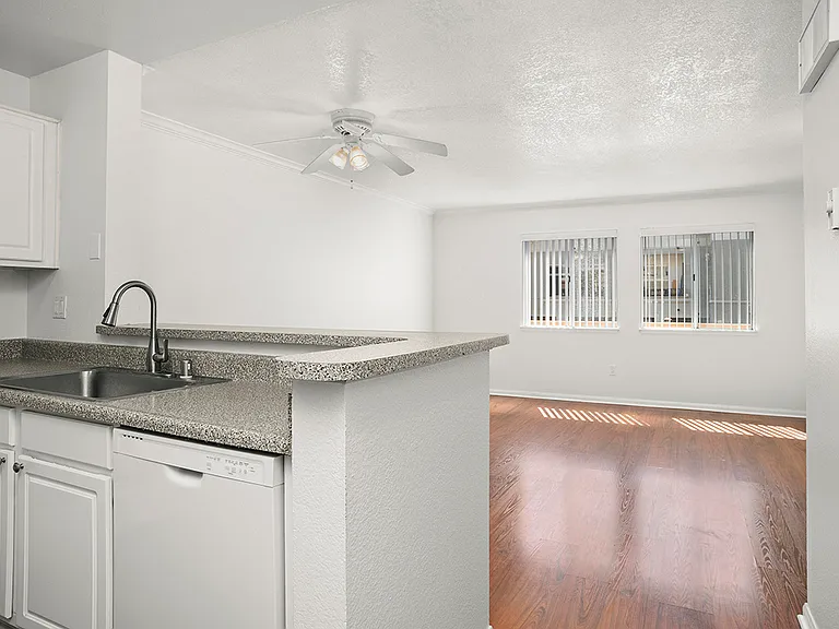 3440 Lebon Dr #4110 — Photo 18