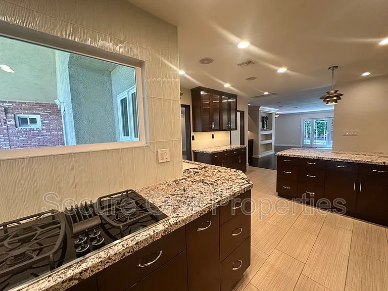 23338 Los Encinos Way — Photo 12