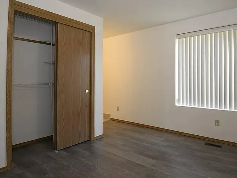 104 N Vinson St #1 — Photo 4