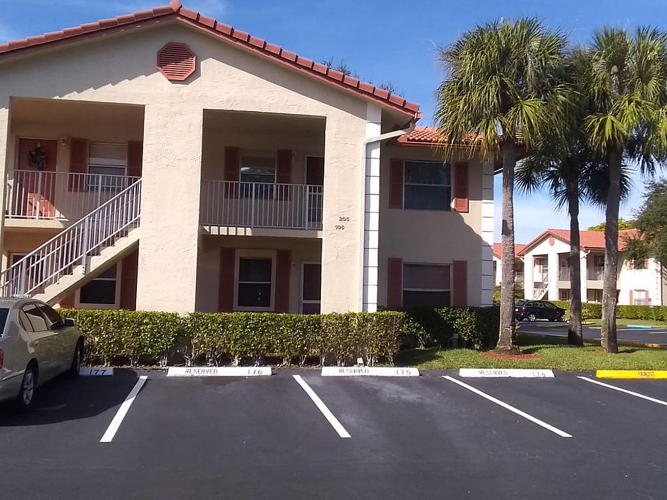 FRONT OF BLDG 2ND FLOOR CORNER UNIT TO THE RIGHT