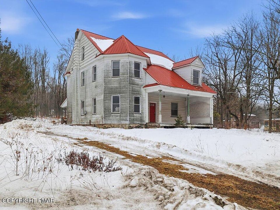 1st image of 442 Main St