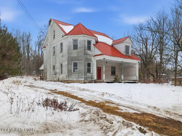 442 Main St, Gouldsboro, PA 18424