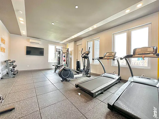 Rented by Doorway NYC, LLC | media 13