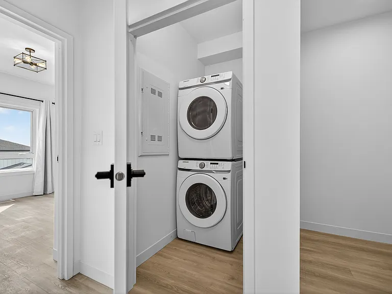 11 Merkel Manza Blvd — Photo 86