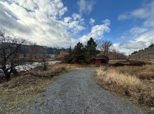 1100 Nicola Ave, Merritt, BC V1K 1H3