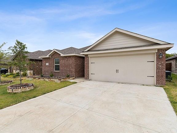 5th image of 2121 Berrywood Dr