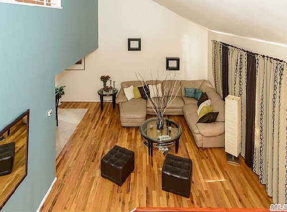 5th image of 17 Branding Iron Ln