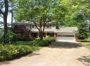 2712 Sterling Point Dr, Portsmouth, VA 23703