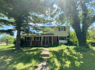 860 Maurine Dr, Columbus, OH 43228