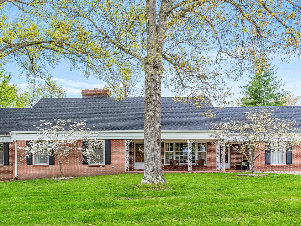 1st image of 2403 Hillsdale Dr