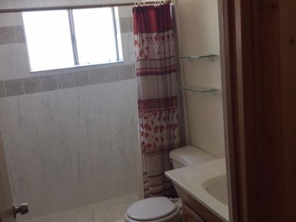 4th image of 10232 W Cumberland Dr