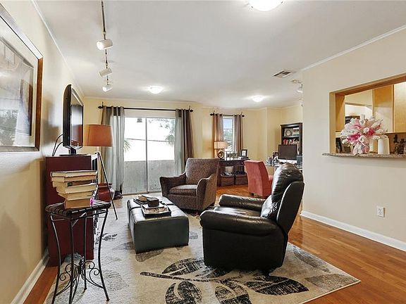 2nd image of 318 Lake Marina Dr #201