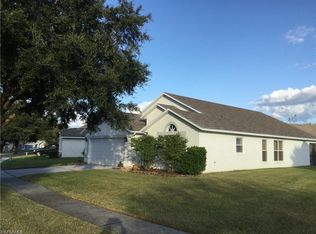 31952 Brookstone Dr, Zephyrhills, FL 33545