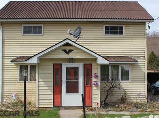 1049 Market St, Karthaus, PA 16845