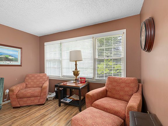 5th image of 4031 Montclair Rd #4031