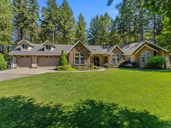 232 Riessen Rd, Grants Pass, OR 97526
