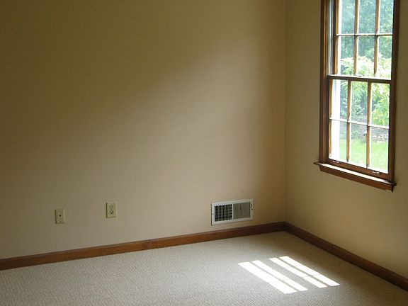 Large Secondary Rooms