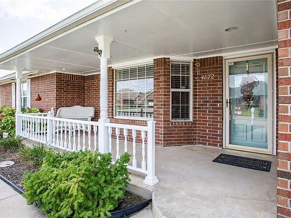 4th image of 4872 Del Aire Dr