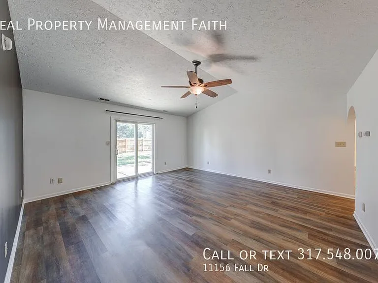 11156 Fall Dr — Photo 3