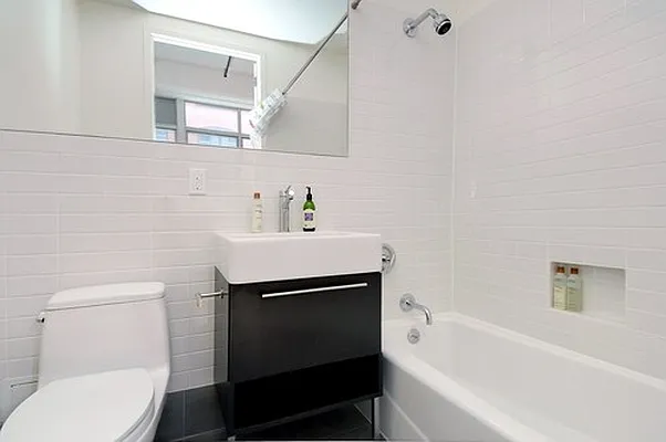 Sold by Struck Realty | media 2